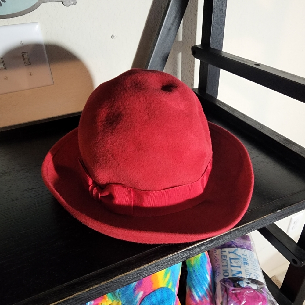 Hat attack ladys hat - Picture 4 of 8